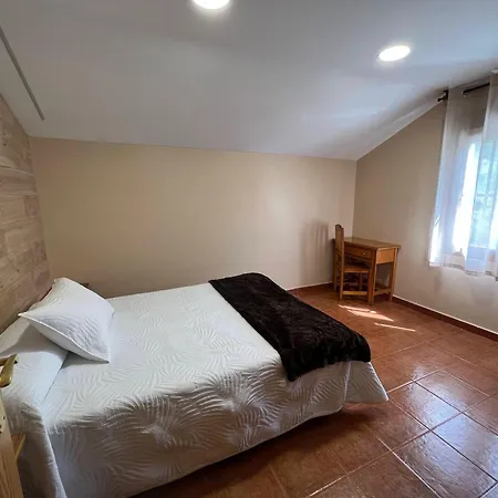 Hotel La Brana I *